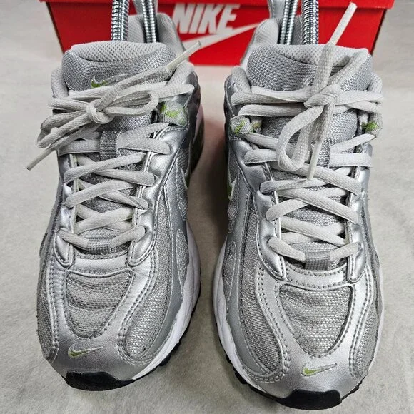 Vintage Nike Xccelerator TR Silver/Green Women’s Rubber Shoes - Picture 2 of 5